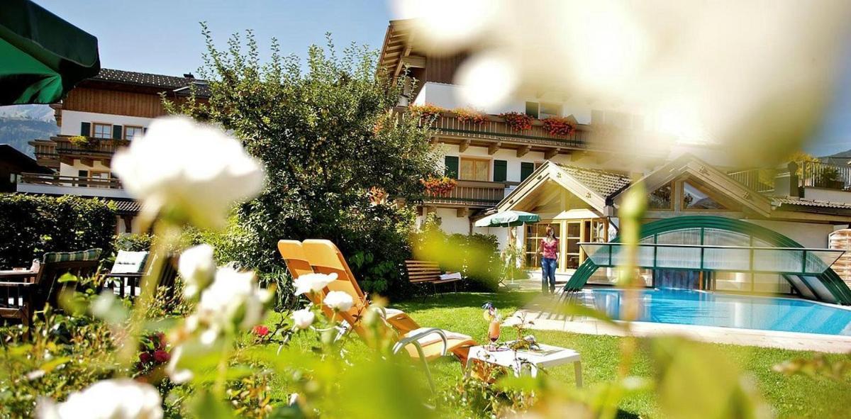 Hotel In The Heart Of The Alps Uttendorf Extérieur photo